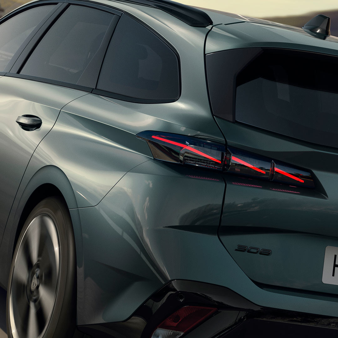 New PEUGEOT 308 SW rear view